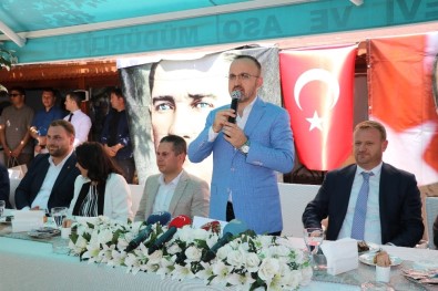 AK Parti'li Turan Açıklaması 'Atatürk Hayatta Olsa CHP'de Kongreye Girse Kazanamaz'