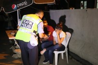 Alkollü Sürücü Nöbet Kulübesine Çarptı Açıklaması 1 Polis Yaralı
