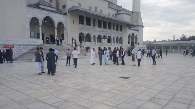 Başkent'te Bayram Sabahı