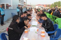 ON BIR AYıN SULTANı - Bayram Namazı Sonrası Vatandaşlara 'Gırar Sıbe' İkramı