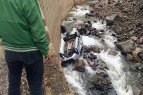 KÖY MUHTARI - Gümüşhane'de Trafik Kazası Açıklaması 1 Ölü