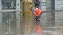 Sağanak Yağış Ankara'yı Göle Çevirdi