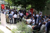 KAMU GÖREVLİLERİ - Siirt Valisi Atik Vatandaşlarla Bayramlaştı