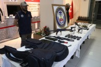 İNŞAAT ELDİVENİ - Suikast Hazırlığındaki 5 Terörist Yakalandı
