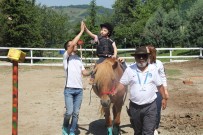 BAHÇECIK - At Terapisiyle Hayata Tutundu