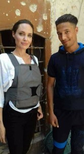 BM İyi Niyet Elçisi Jolie Musul'da