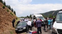 CANKURTARAN - Denizli'de Trafik Kazası Açıklaması 2 Yaralı