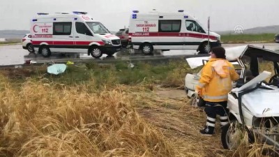 GÜNCELLEME - Kütahya'da İki Otomobil Çarpıştı Açıklaması 4 Ölü, 4 Yaralı