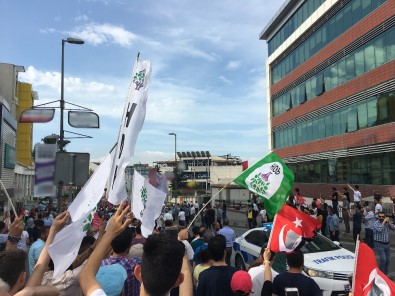 İnce'den HDP Bayraklı Karşılamaya Cevap