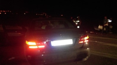 Gaziantep'te Otomobiller Çarpıştı Açıklaması 2 Ölü, 7 Yaralı