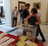 BUDAPEŞTE - Macaristan'da Türk Vatandaşları Sandığa Gitti