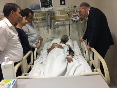 Milletvekili Koçer, Yangın Çıkan Hastanede Dumandan Etkilenenleri Ziyaret Etti