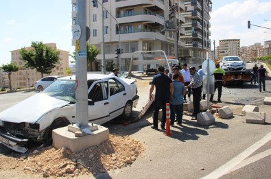 Şanlıurfa'da Trafik Kazası Açıklaması 9 Yaralı