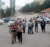 YARDIM VE YATAKLIK - Adıyaman'da Terör Operasyonunda 5 Gözaltı