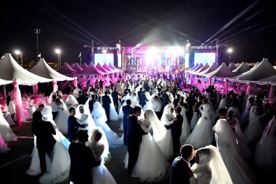 Ankara Büyükşehir Belediyesi'nden Toplu Nikah Töreni