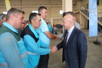 RAMAZAN AYı - Başkan Çolakbayrakdar Belediye Personeli İle Bayramlaştı