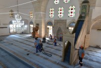 MEHMET ÇIÇEK - Muratpaşa'da Cami Ve Mescitlere Düzenli Bakım