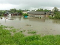 Rusya'da Evler Suya Gömüldü