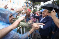 SAĞANAK YAĞMUR - Bakan Çavuşoğlu, Burdur'da Yağmur Ve Doluya Yakalandı