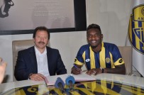 MEHMET YİĞİNER - Bifouma İmzayı Attı