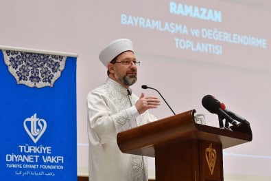 Diyanet İşleri Başkanı Erbaş, TDV Personeliyle Bayramlaştı