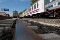 YOLCU TRENİ - Van-Tebriz Tren Seferleri Yeniden Başladı
