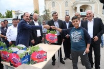 ORGANİK SEBZE - Başkan Duruay, Hacıhasan'da Organik Fide Dağıttı