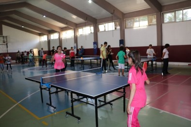 Büyükşehir Kültür Merkezleri'nde Masa Tenisi Turnuvası Heyecanı