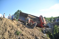 Freni patlayan kamyonet dehşet saçtı