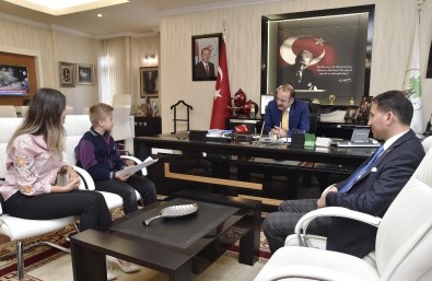 Küçük Belediye Başkanı'ndan Akgül'e Ziyaret