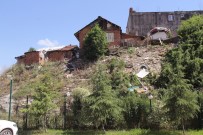 Sitenin Demir Telleri Olası Bir Faciayı Önledi