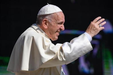 Papa Francis'ten, Trump'ın Göçmen Politikasına Eleştiri
