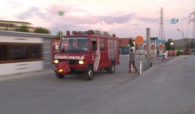 Tuzla'da Yangın Paniği