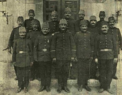 Atatürk'ün Kayıp Çantasını Bulan Polis