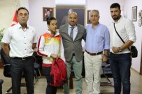 MURAT KAYA - Avrupa İkincisi Fadime'den İl Müdürü Demir'e Ziyaret