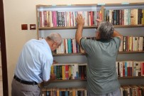 ÜNAL COŞKUN - Beyşehir'de Bağış Kitaplarından Mini Kütüphane