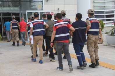Elazığ'da FETÖ Ve PKK Operasyonu Açıklaması 4 Gözaltı