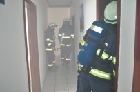 HAVALANDIRMA BOŞLUĞU - Eskişehir'de Yangın Paniği