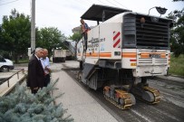 Isparta Belediyesi'nden 2 Mahallede Eş Zamanlı Alt Ve Üst Yapı Çalışması