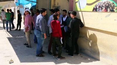 Suriye'de Muhalif Bölgelerde Okullara Giriş Sınavları Yapılıyor