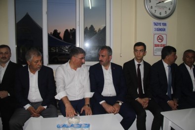 Adalet Bakanı Gül'den Eski Milletvekiline Taziye Ziyareti