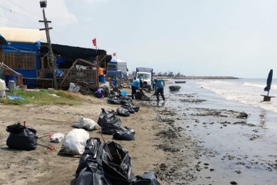 Adana'nın Plajları Temizlendi