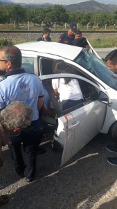Germencik'te Trafik Kazası, Yoldan Çıkan Otomobilin Sürücüsü Ağır Yaralandı