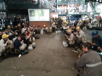 AHMET DEMIRCI - Üzülmez'de Madenci Kurban Kesti