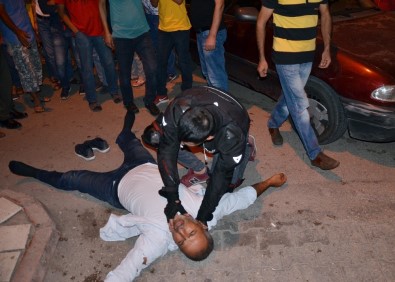Adana'da Motosiklet Sürücüsü Hafif Yaralandı