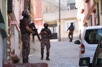 NARKOTİK KÖPEK - Gaziantep'te Zehir Tacirlerine Darbe Açıklaması 60 Gözaltı