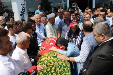 Kazada Ölen İbrahim Özyer Samsun'da Defnedildi