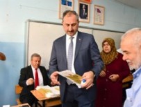 SELAHATTİN DEMİRTAŞ - Adalet Bakanı Gül'ün oy kullandığı sandıktan Erdoğan çıktı