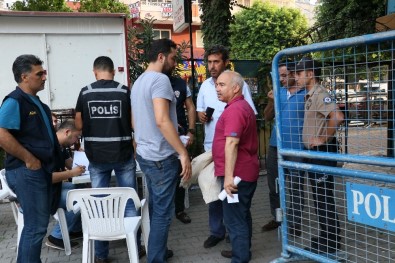 Adana'da Sayılan Oylar Seçim Kurullarına Getiriliyor