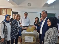 SEÇİM SÜRECİ - AK Partili Ceylan Oyunu Kullandı